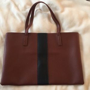 Vince Camuto brown vegan shoulder bag